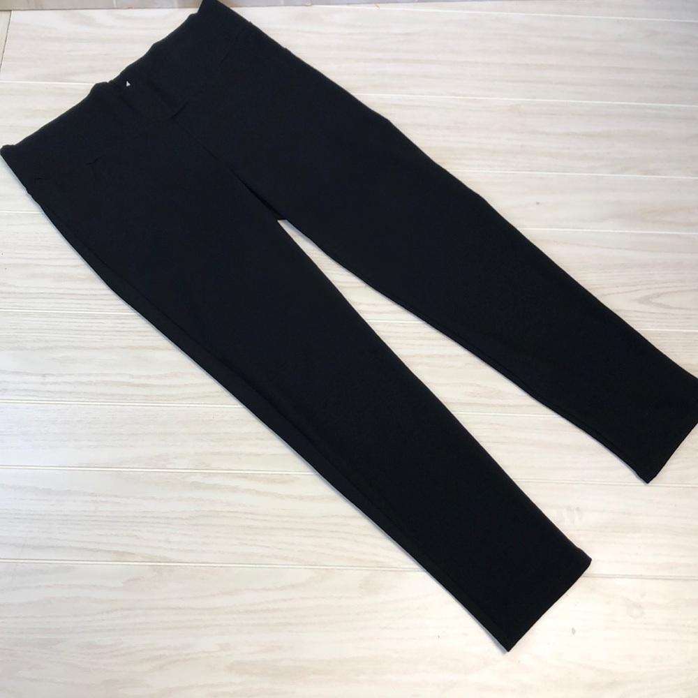 New- JW maternity pants XL